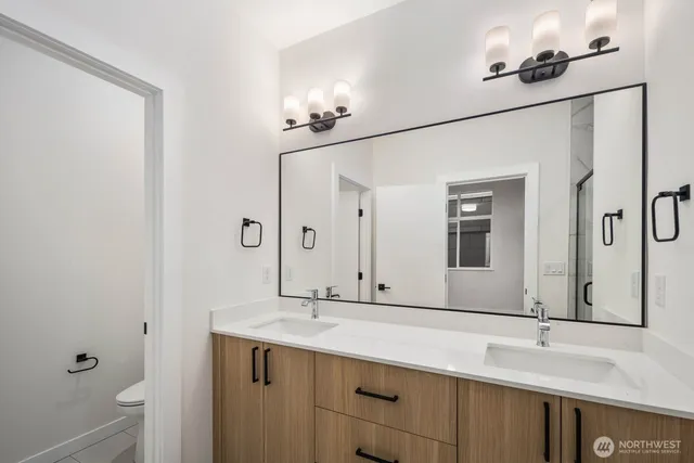 $604,950 | 548 South Cloverdale Street, Unit C, Seattle, WA 98108