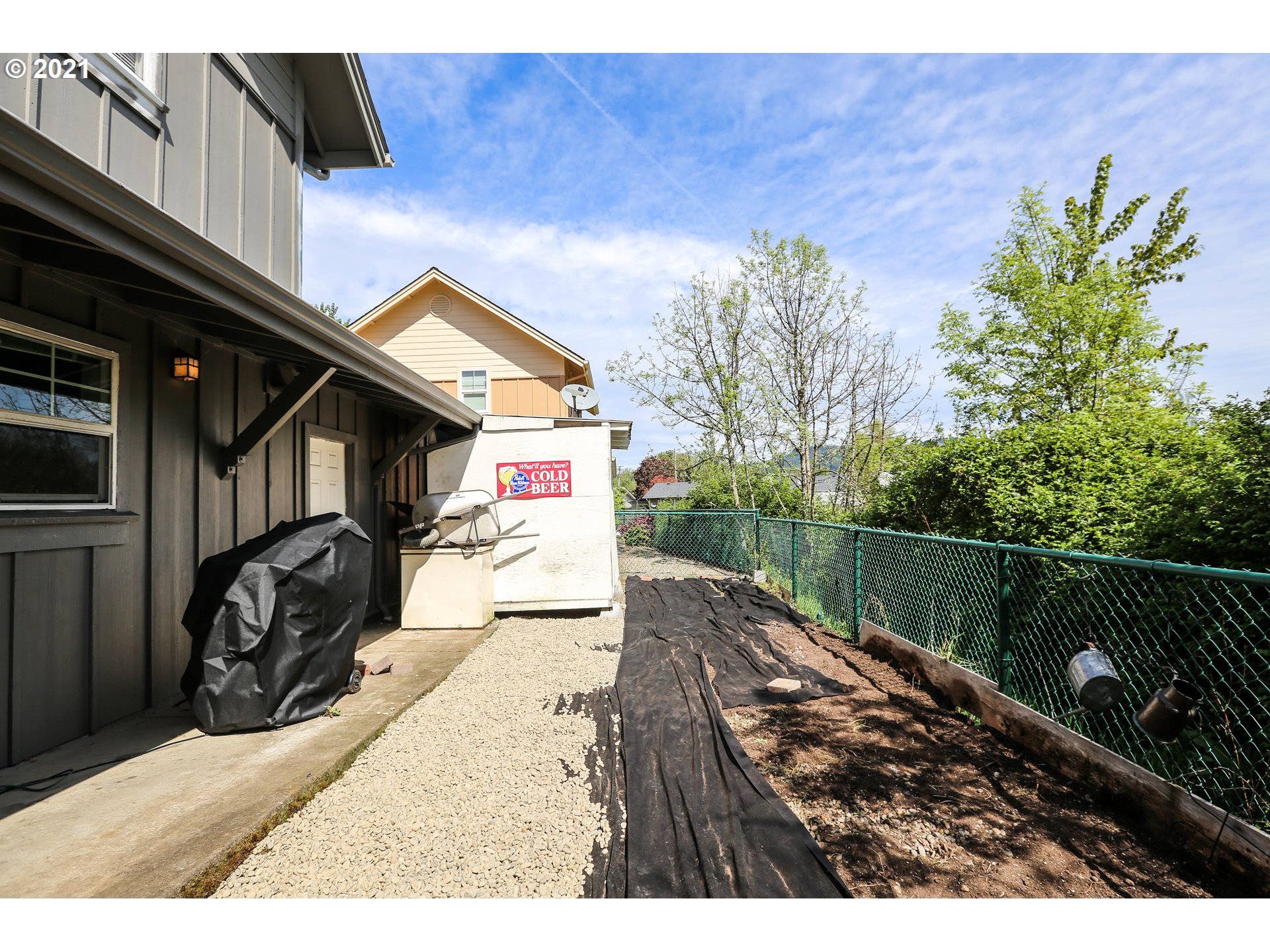 6914 A Street Springfield, OR 97478 - Photo 18 of 22