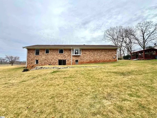 $359,000 | 1113 Fox Squirrel Ridge Road, Pickens, SC 29671