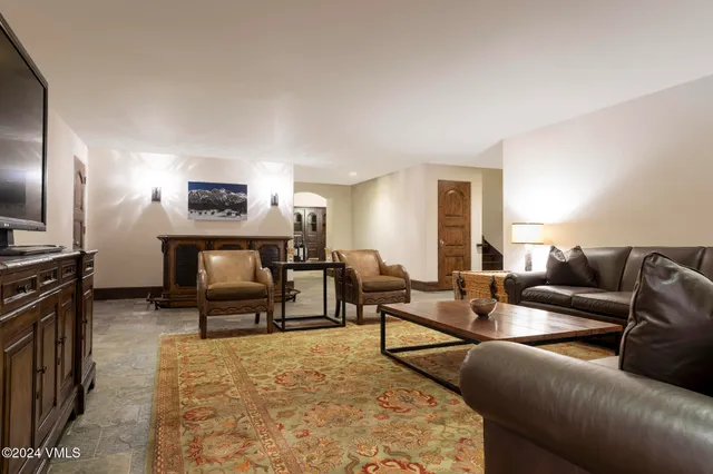 $25,000,000 | 151 Vail Road, Unit 4, Vail, CO 81657