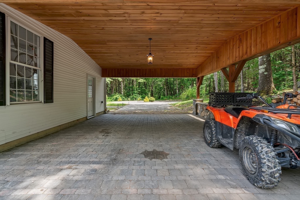 117 South Street Upton, MA 01568 - Photo 23 of 42