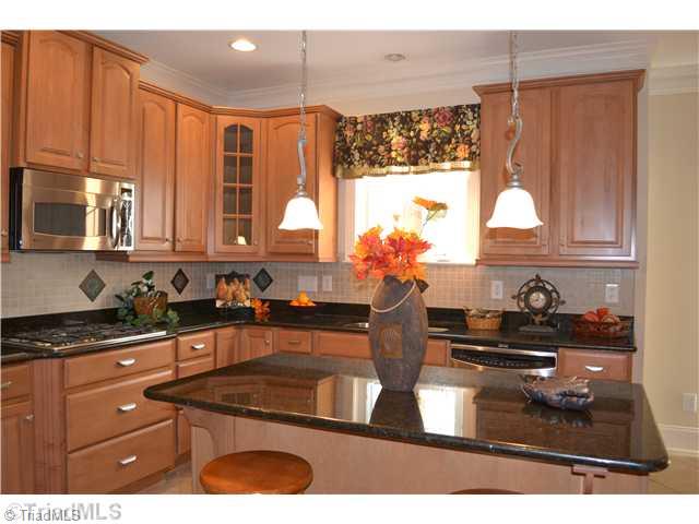 7892 Newhaven Drive Oak Ridge, NC 27310 - Photo 2 of 16 Kitchen.