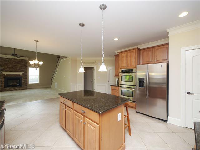 7892 Newhaven Drive Oak Ridge, NC 27310 - Photo 7 of 16 Kitchen.