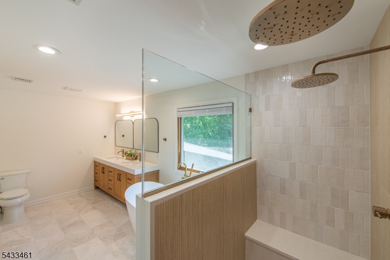 77 Rockwood Road Florham Park, NJ 07932 - Photo 30 of 47