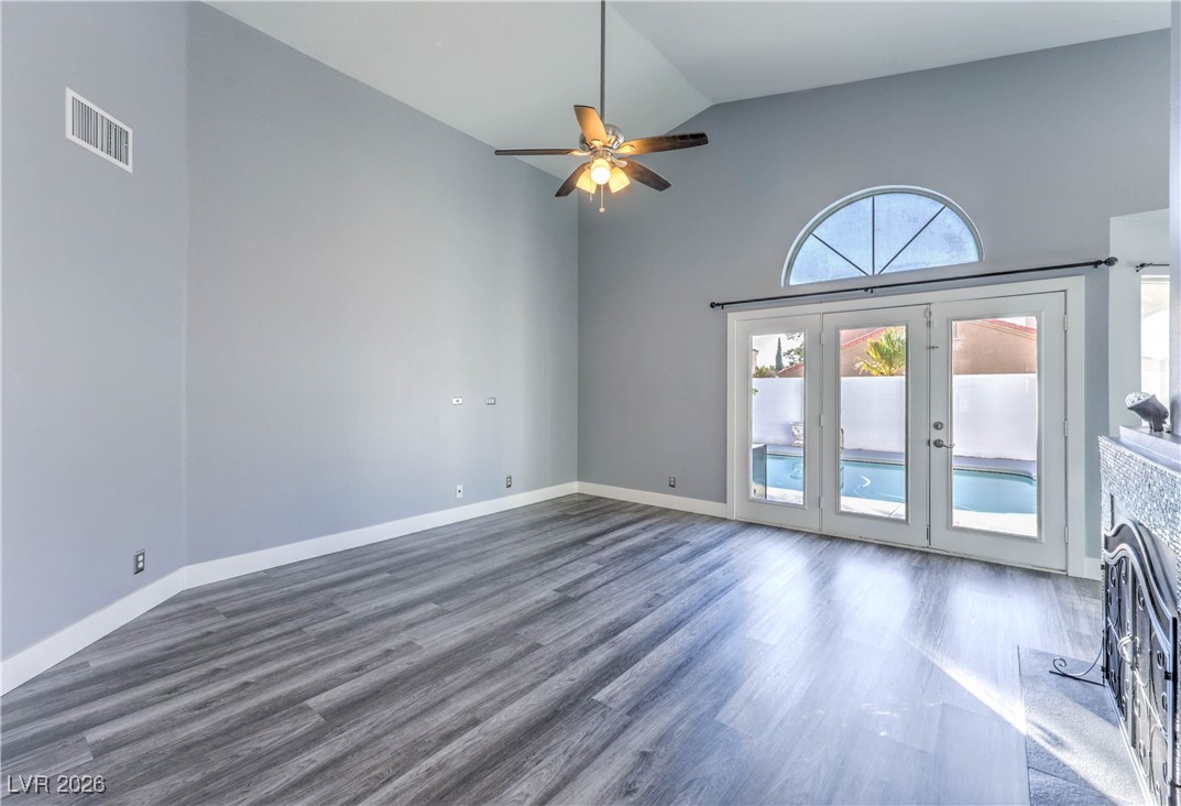 9405 Crosspointe Avenue Las Vegas, NV 89117 - Photo 14 of 37 Living Room w/ Fireplace