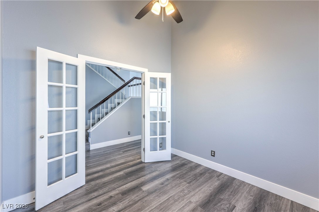 9405 Crosspointe Avenue Las Vegas, NV 89117 - Photo 7 of 37 Office / Den or Formal Dining w/ Doors