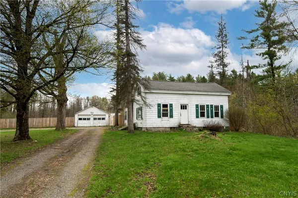 $274,000 | 7156 Highway 291, Marcy, NY 13469