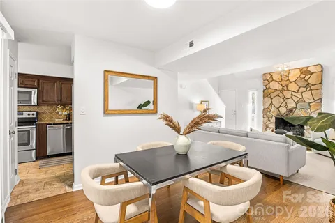 $525,000 | 9526 Fairway Ridge Road, Charlotte, NC 28277