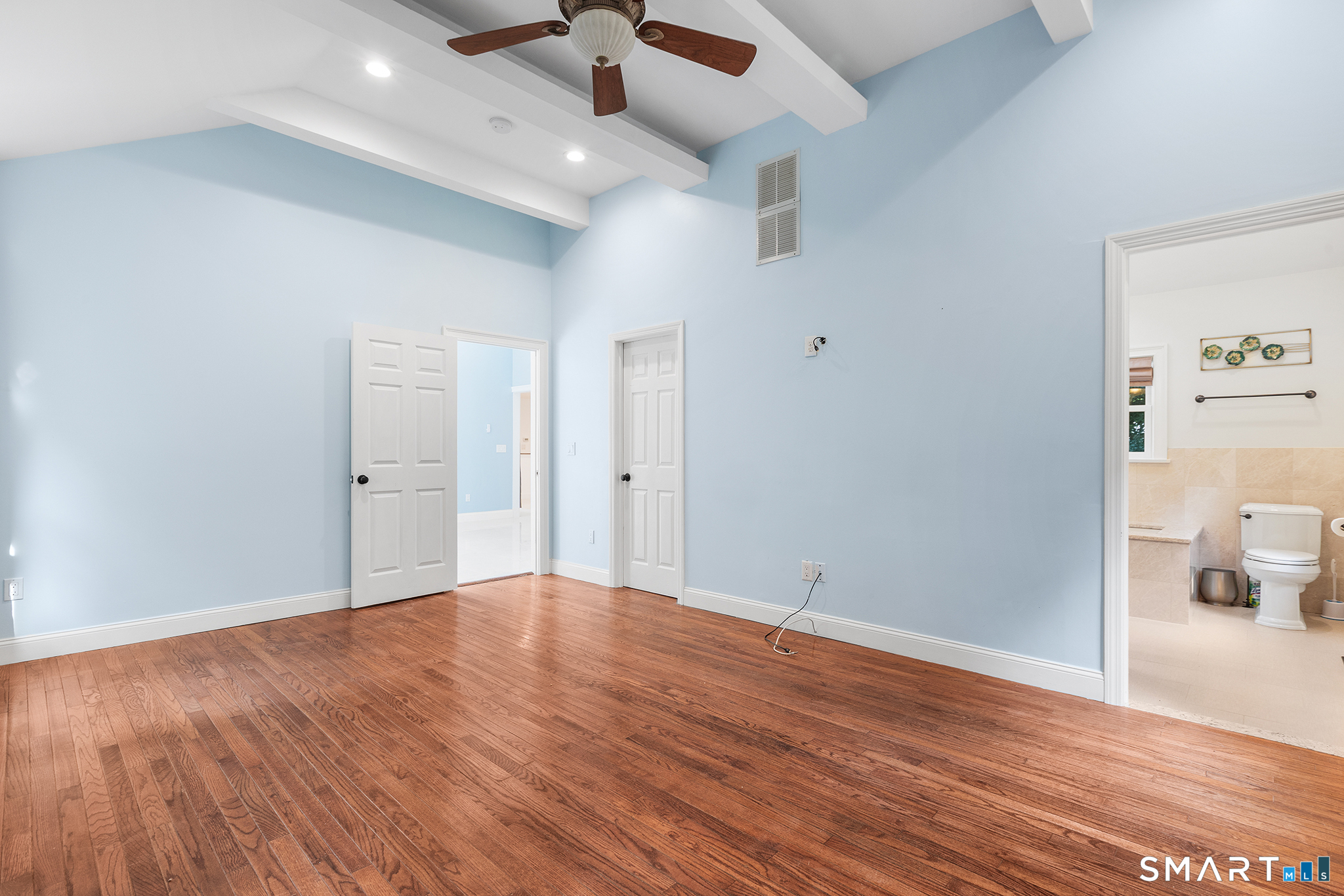 241 Pemberwick Road Greenwich, CT 06831 - Photo 11 of 30 Gallery Image 11