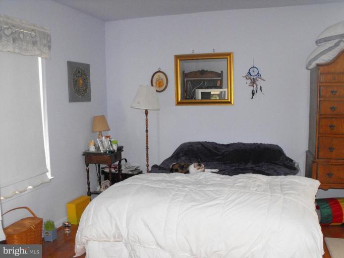 8803 Shadowlake Way Springfield, VA 22153 - Photo 8 of 17 Master Bedroom