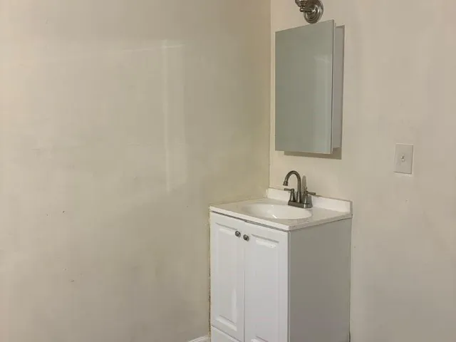 $2,499 | 4973 Windsor Downs Lane, Decatur, GA 30035