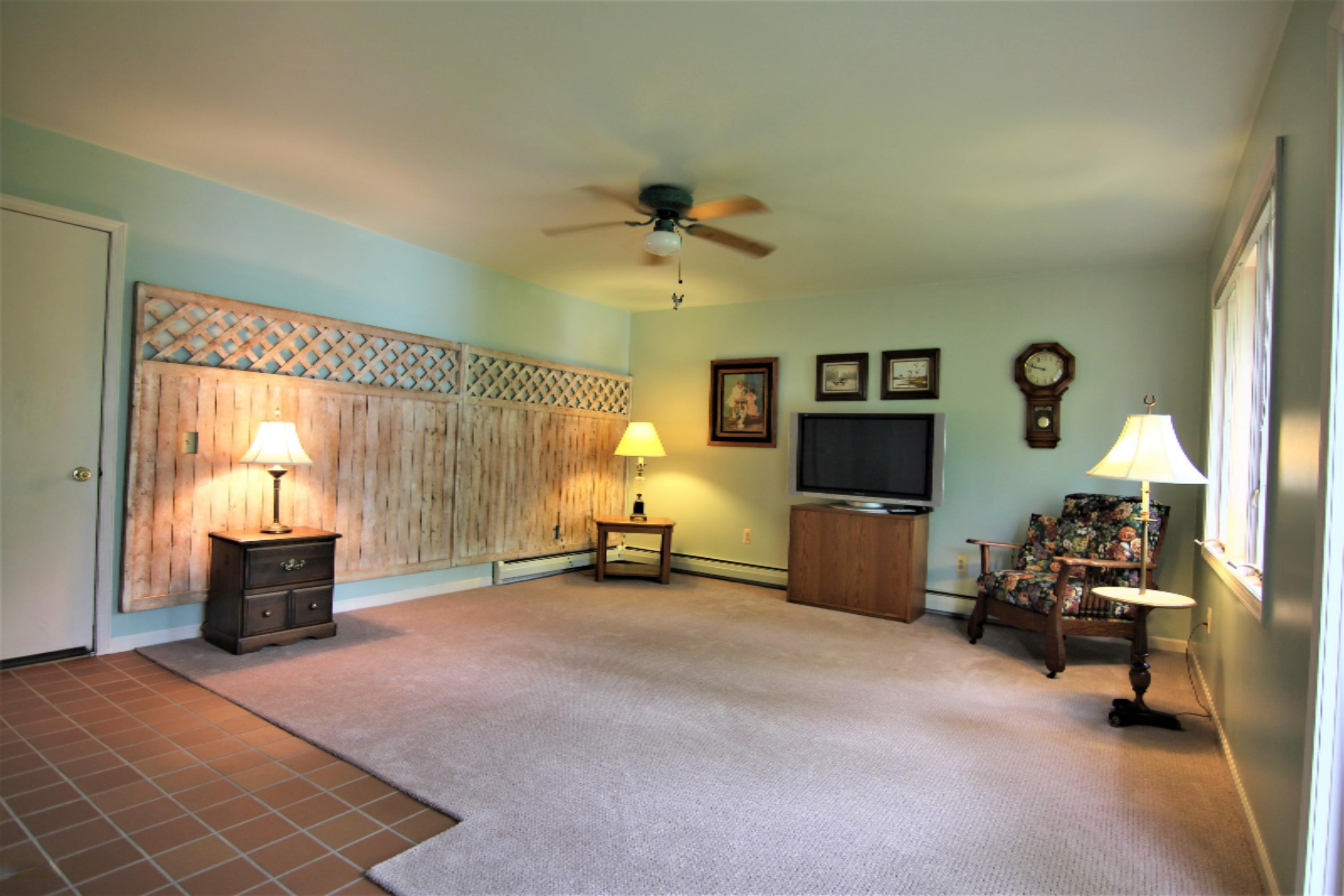 80 North Bear Lake Road Muskegon, MI 49445 - Photo 32 of 61 Family Room 1