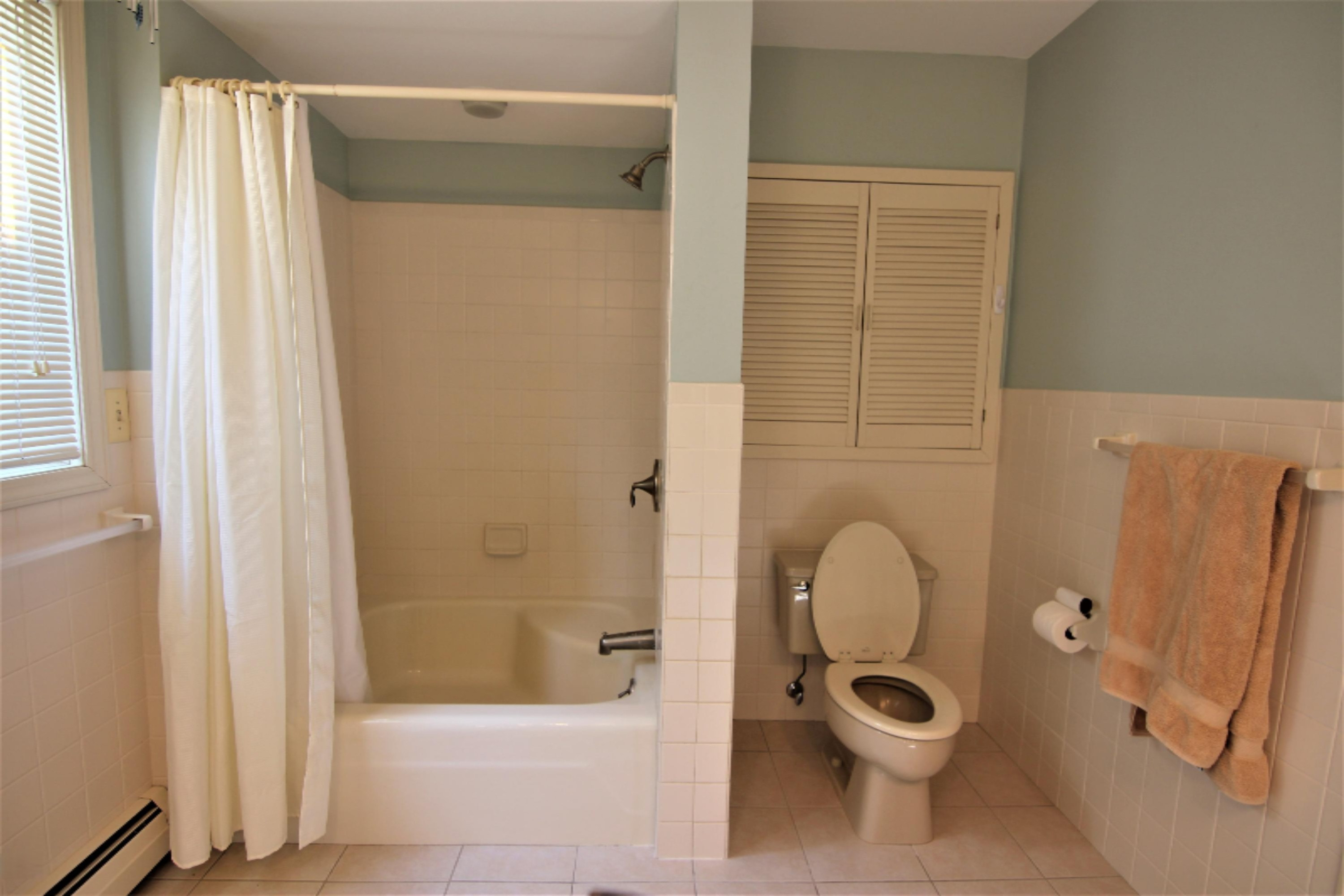 80 North Bear Lake Road Muskegon, MI 49445 - Photo 42 of 61 Master Bath 2