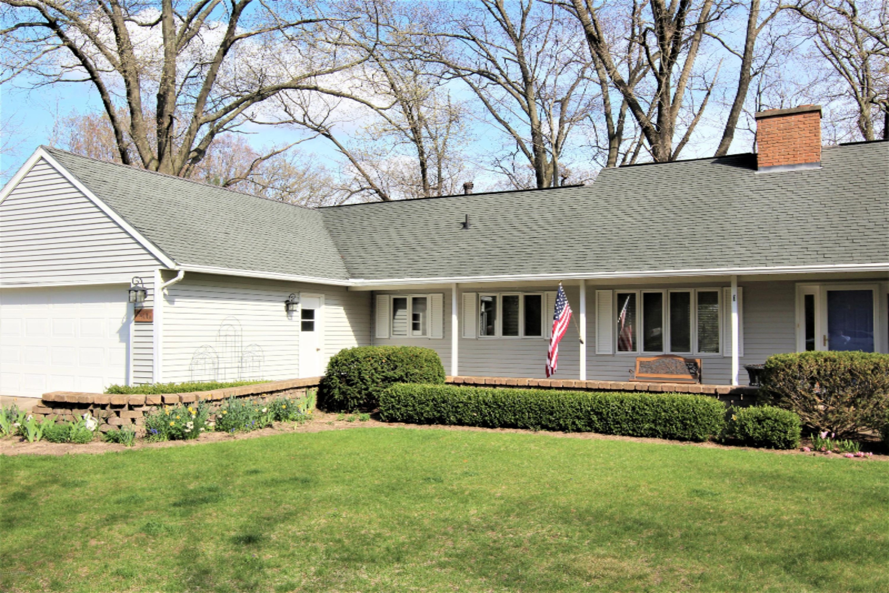 80 North Bear Lake Road Muskegon, MI 49445 - Photo 5 of 61 Front 2