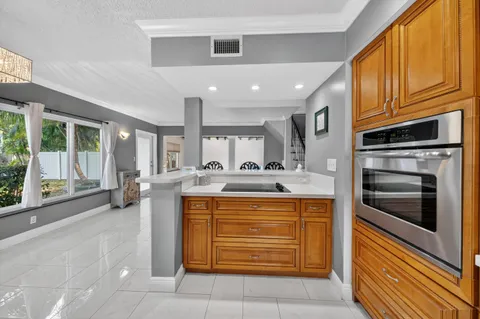 $700,000 | 1503 Northeast 18th Avenue, Fort Lauderdale, FL 33304