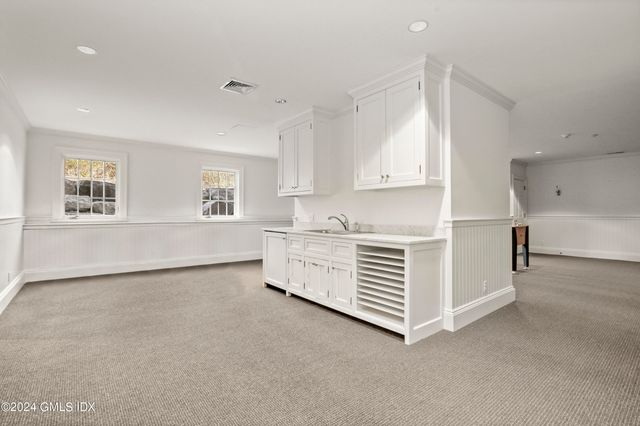 $7,395,000 | 230 Taconic Road, Greenwich, CT 06831