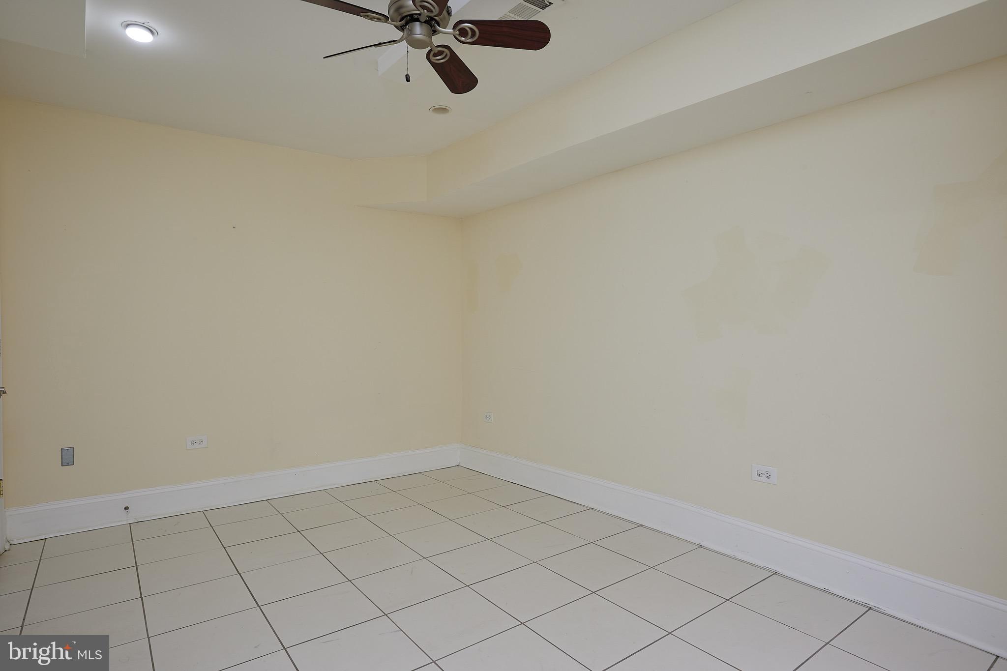 910 T Street Northwest, Unit B Washington, DC 20001 - Photo 15 of 37