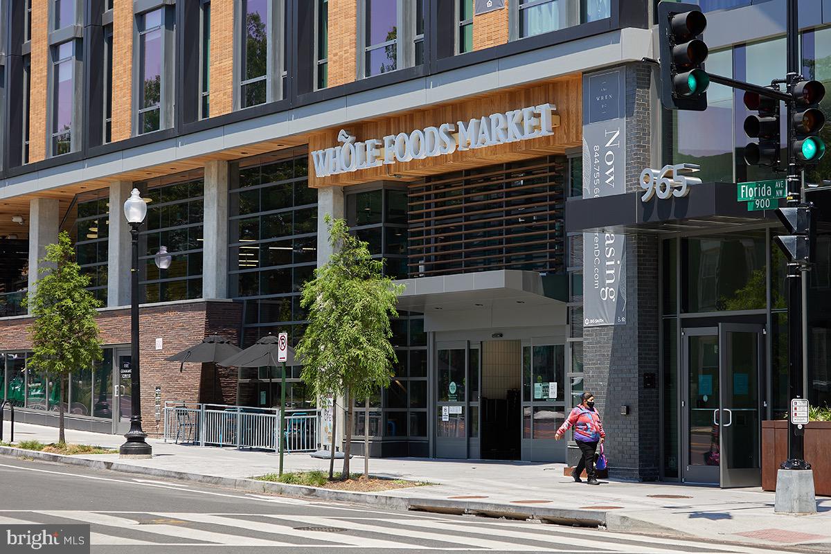 910 T Street Northwest, Unit B Washington, DC 20001 - Photo 28 of 37