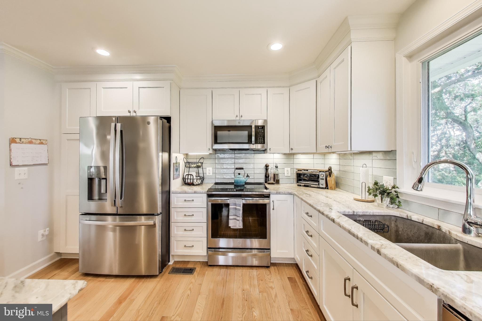 1272 Mayo Ridge Road Edgewater, MD 21037 - Photo 4 of 35 Gallery Image 4