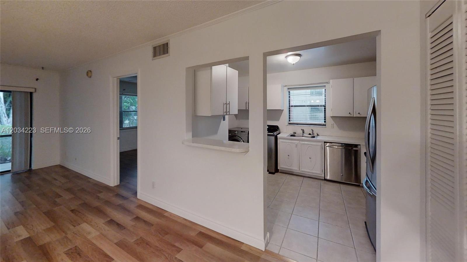 301 North Pine Island Road, Unit 165 Plantation, FL 33324 - Photo 3 of 9 Photo 3
