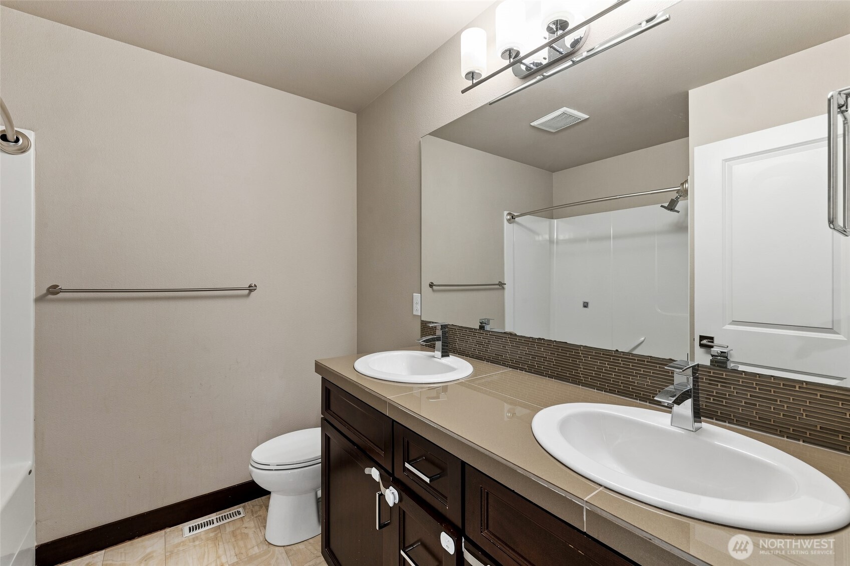 14709 41 Avenue Southeast Bothell, WA 98012 - Photo 18 of 21 Gallery Image 18