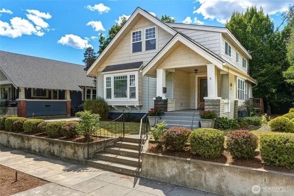 $549,000 | 241 North Bellevue Avenue, Walla Walla, WA 99362
