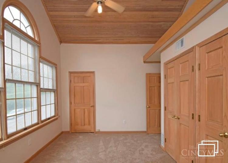 705 Riddle Road Cincinnati, OH 45220 - Photo 11 of 13