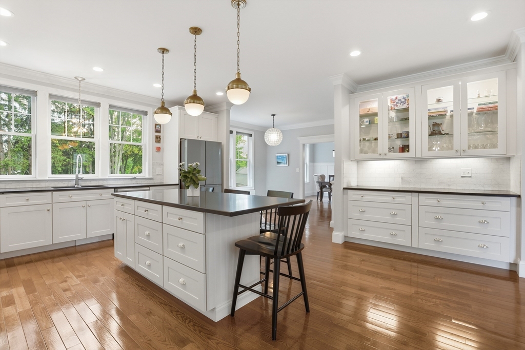 7 Howe Street Hingham, MA 02043 - Photo 11 of 41