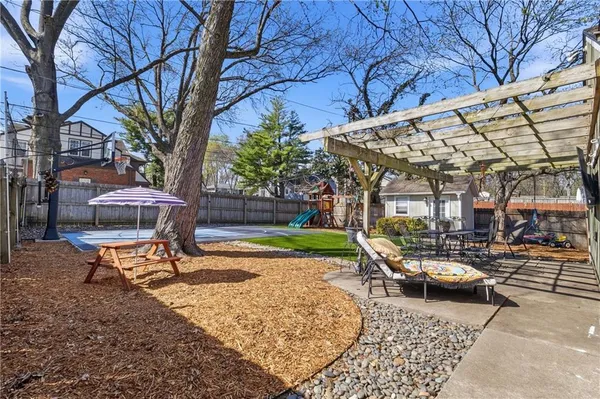 $499,900 | 1295 West 72 Terrace, Kansas City, MO 64114