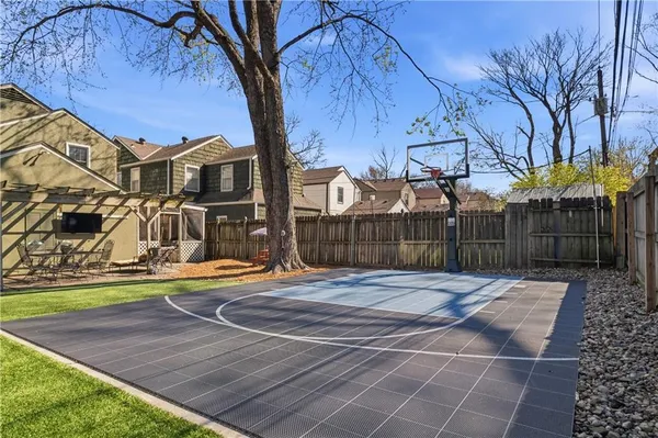 $499,900 | 1295 West 72 Terrace, Kansas City, MO 64114