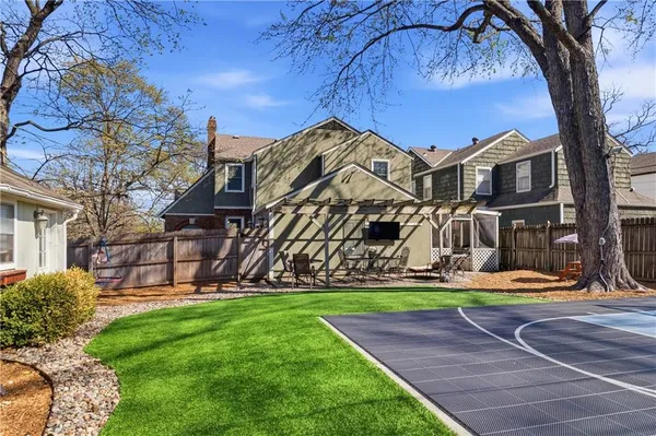 $499,900 | 1295 West 72 Terrace, Kansas City, MO 64114