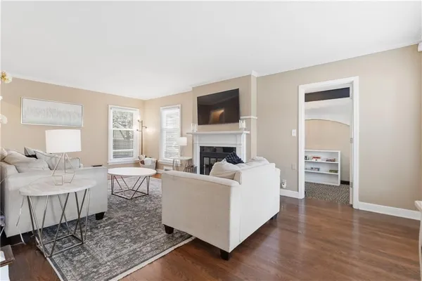 $499,900 | 1295 West 72 Terrace, Kansas City, MO 64114