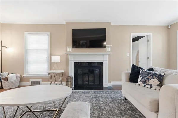 $499,900 | 1295 West 72 Terrace, Kansas City, MO 64114