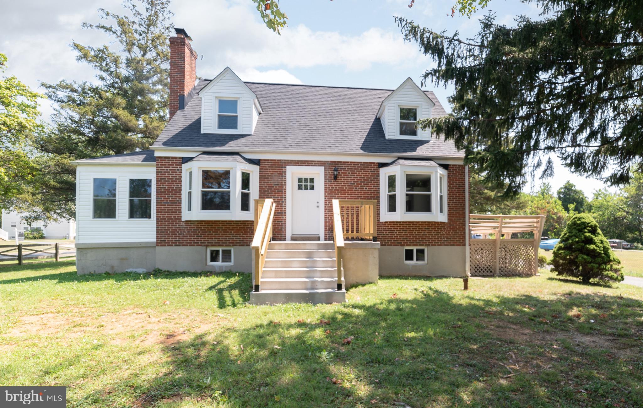 2403 North Rolling Road Baltimore, MD 21244 - Photo 1 of 31