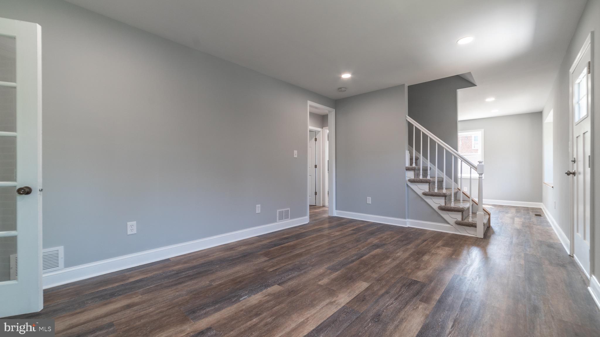 2403 North Rolling Road Baltimore, MD 21244 - Photo 15 of 31