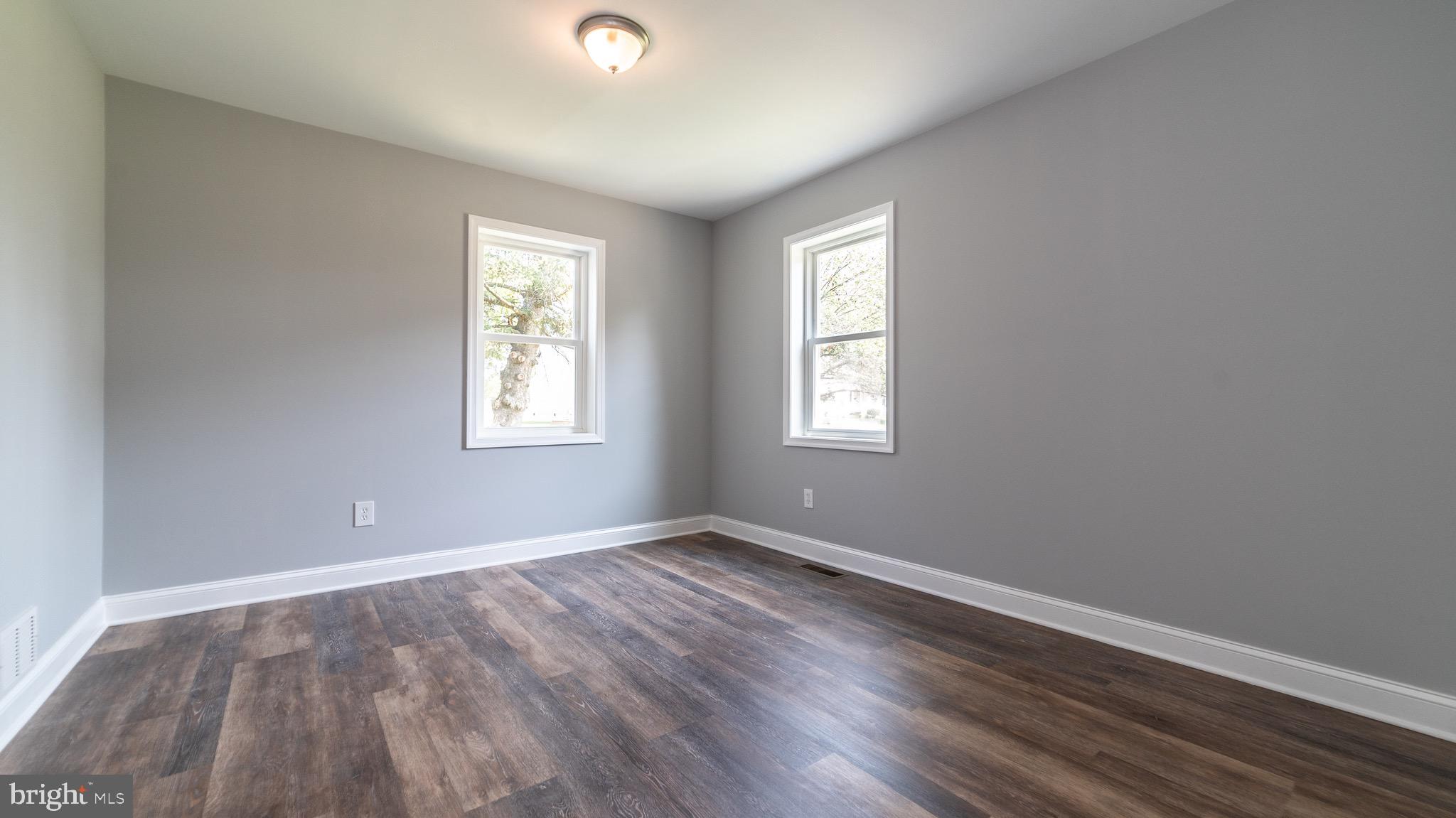 2403 North Rolling Road Baltimore, MD 21244 - Photo 19 of 31