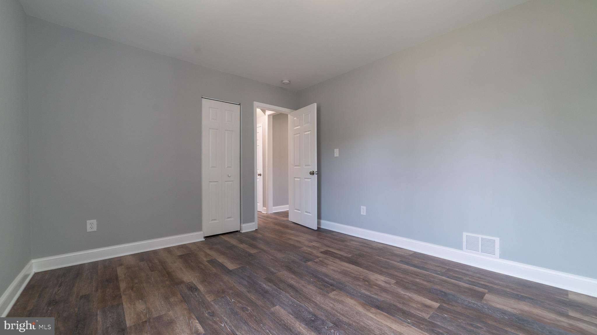 2403 North Rolling Road Baltimore, MD 21244 - Photo 20 of 31