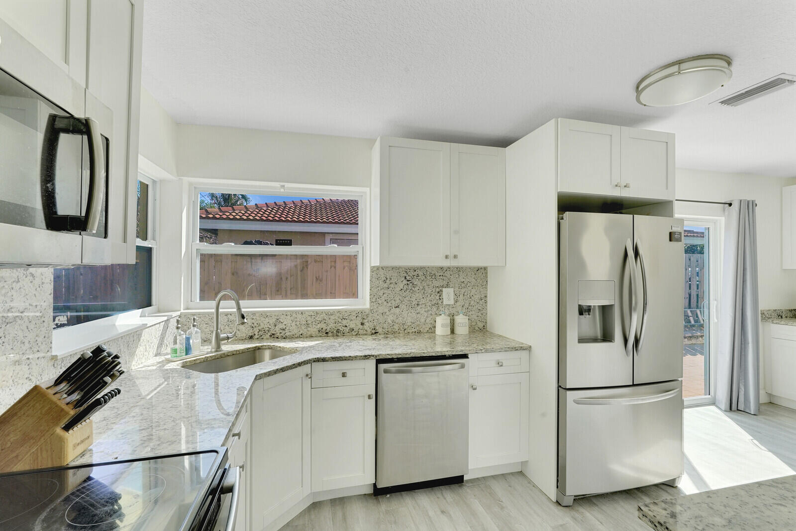 8100 Mohigan Circle Boca Raton, FL 33487 - Photo 27 of 47 26_Image_010_mls