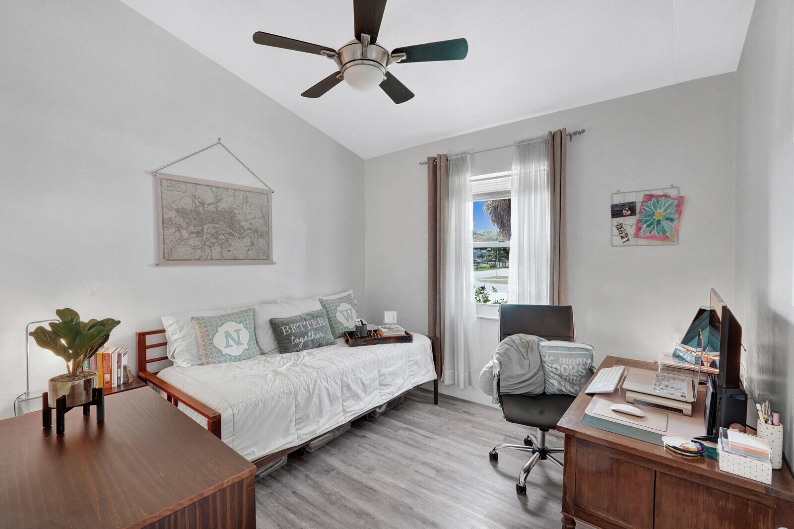 8100 Mohigan Circle Boca Raton, FL 33487 - Photo 31 of 47 30_Image_014_mls