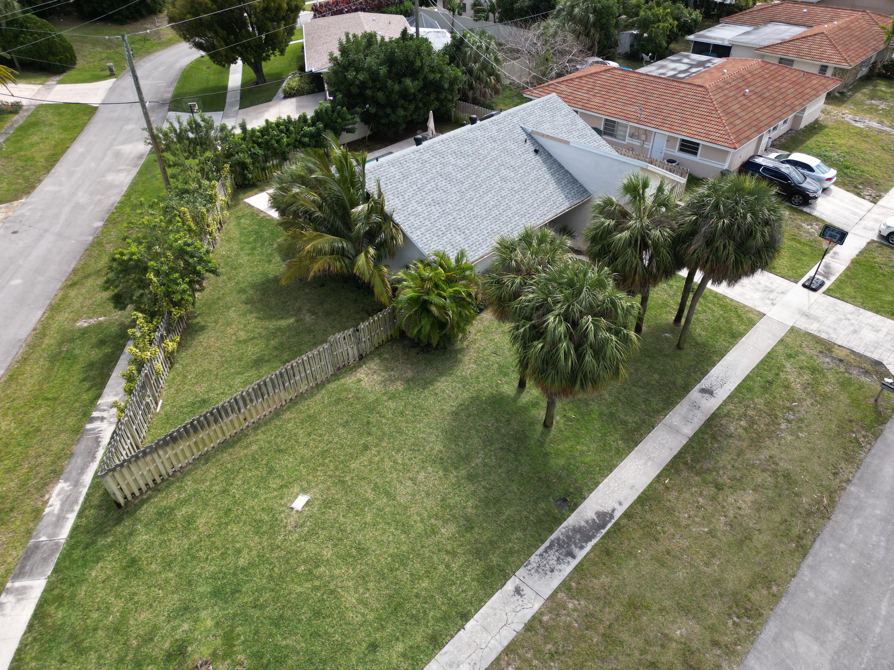 8100 Mohigan Circle Boca Raton, FL 33487 - Photo 41 of 47 DJI_0250