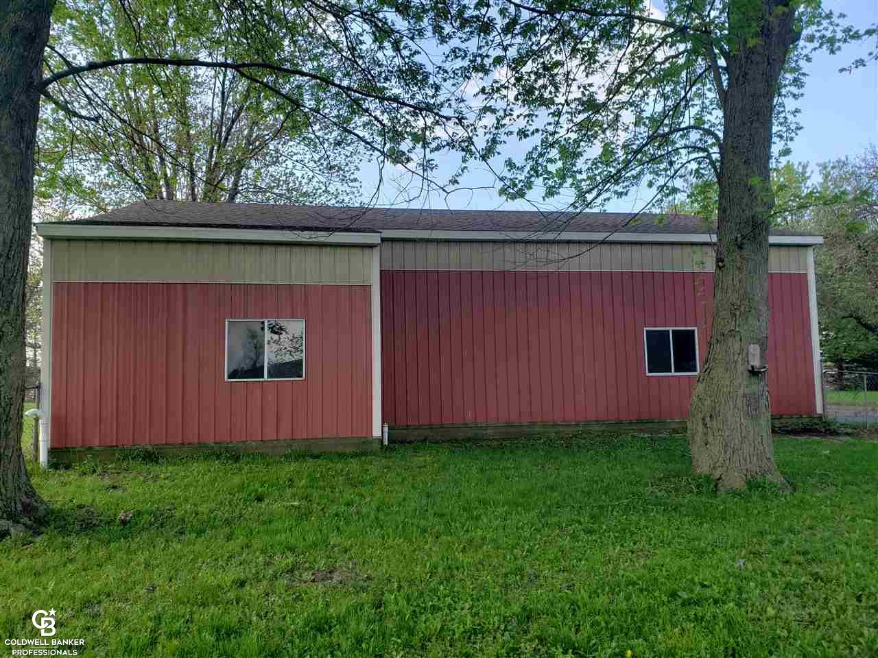 1507 Berville Road Allenton, MI 48002 - Photo 27 of 34 Pole Barn Side View