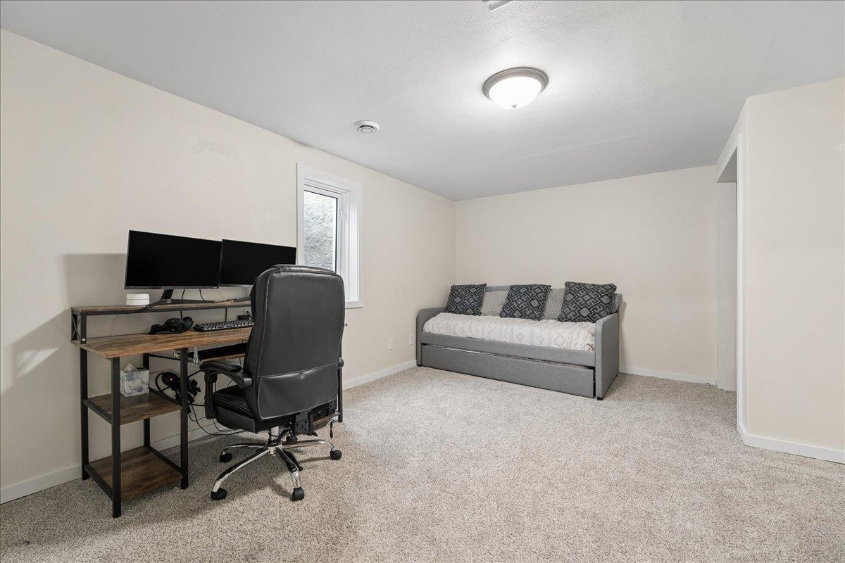 431 Thomas Oregon, WI 53575 - Photo 35 of 48 Gallery Image 35