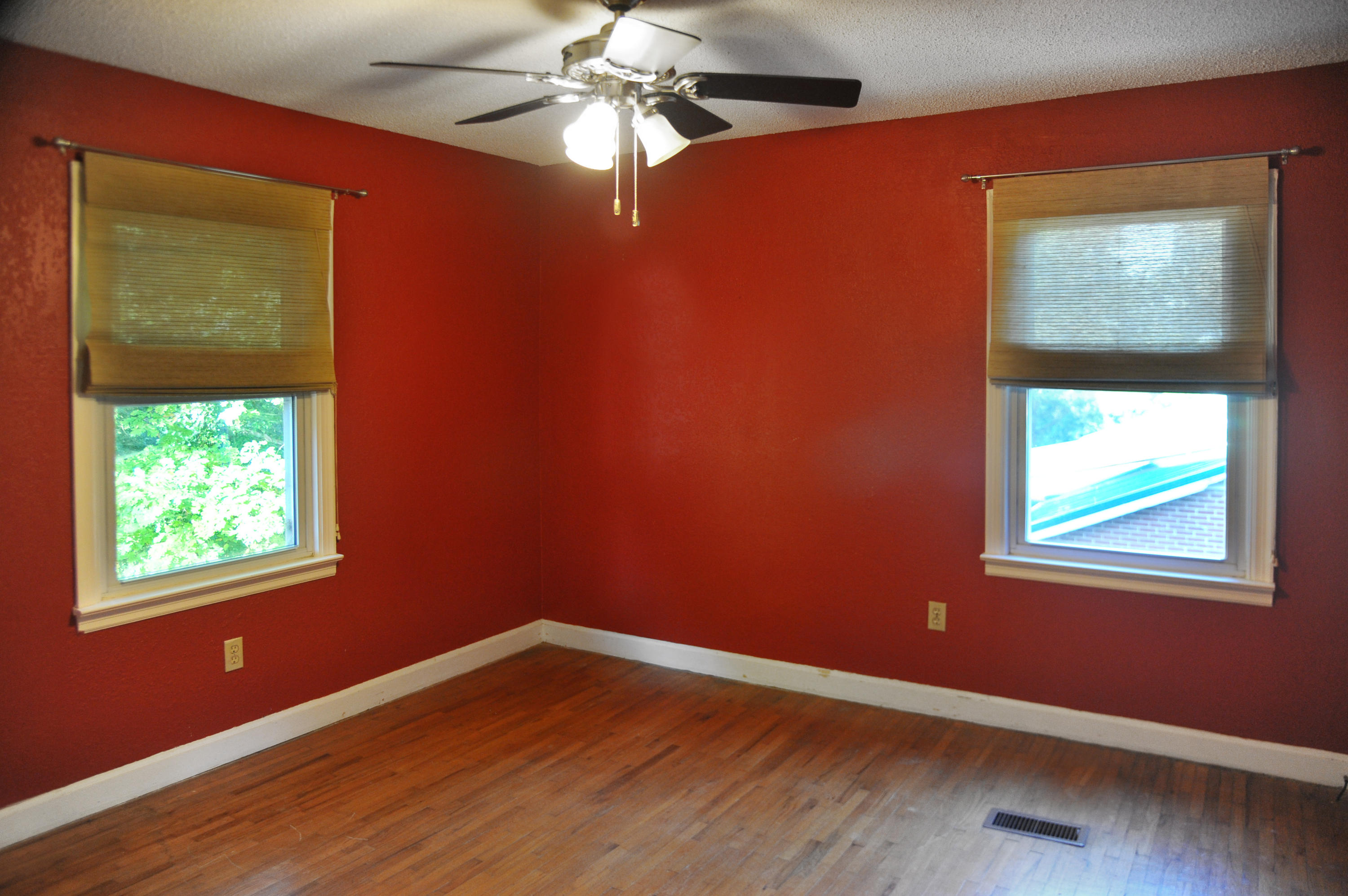 2014 Bittle Road Maryville, TN 37804 - Photo 7 of 9 Bedroom 3