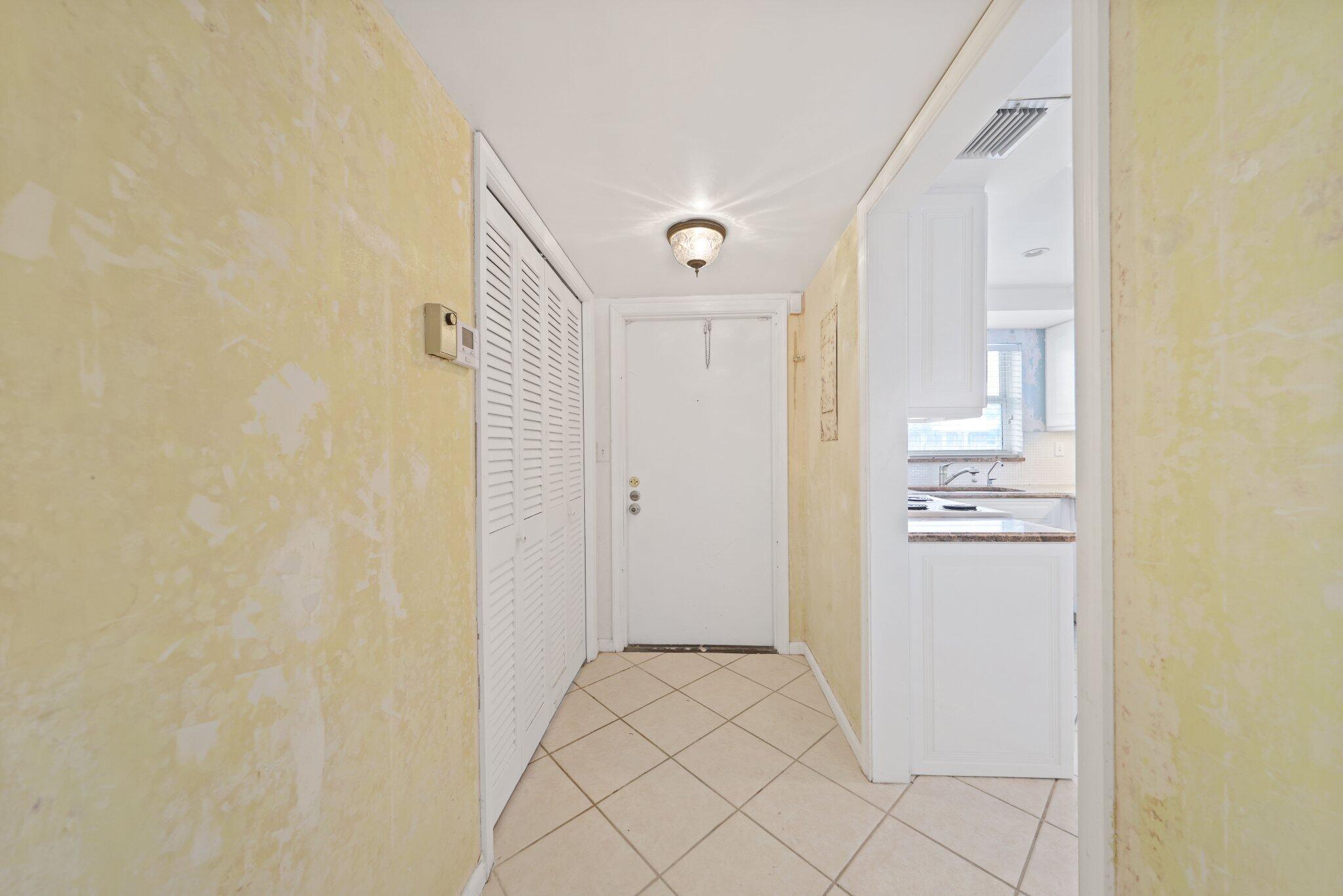 700 Harbour Drive, Unit 230 Boca Raton, FL 33431 - Photo 12 of 55 Entrance