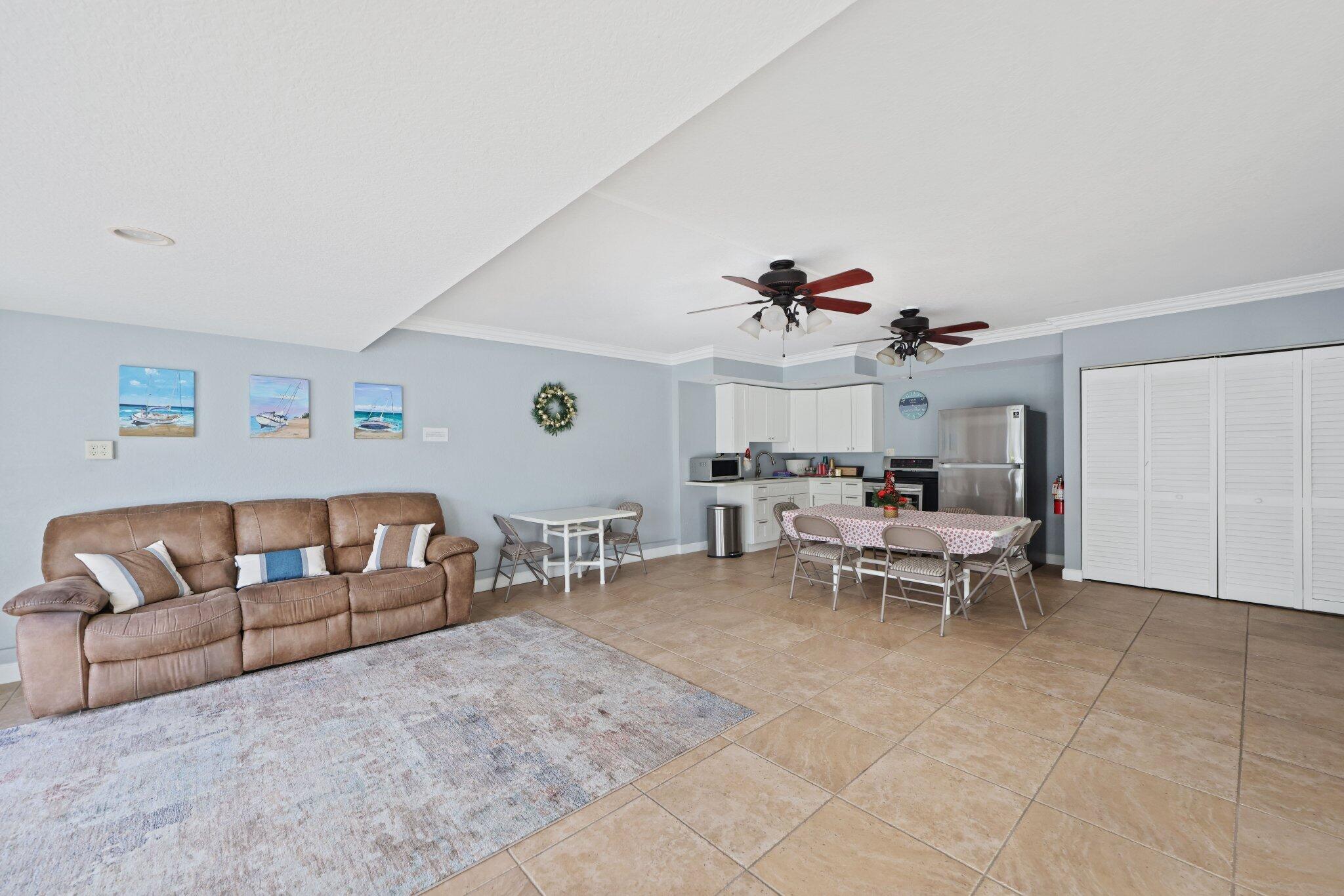 700 Harbour Drive, Unit 230 Boca Raton, FL 33431 - Photo 49 of 55 Club house area