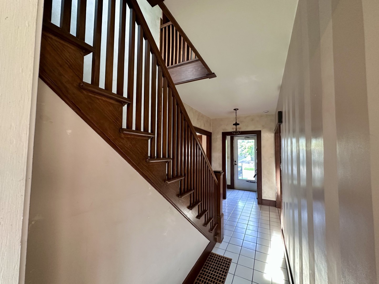 407 4th Avenue Ottawa, IL 61350 - Photo 9 of 16