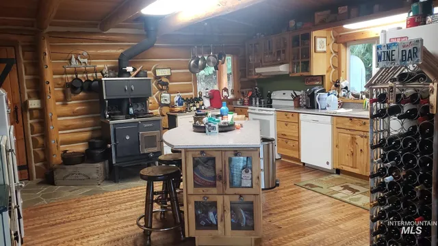 $995,000 | 112 Three Forks Road, Kamiah, ID 83536