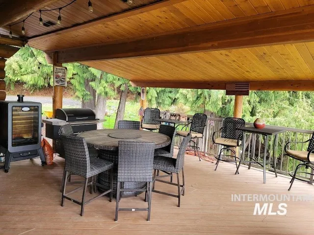 $995,000 | 112 Three Forks Road, Kamiah, ID 83536