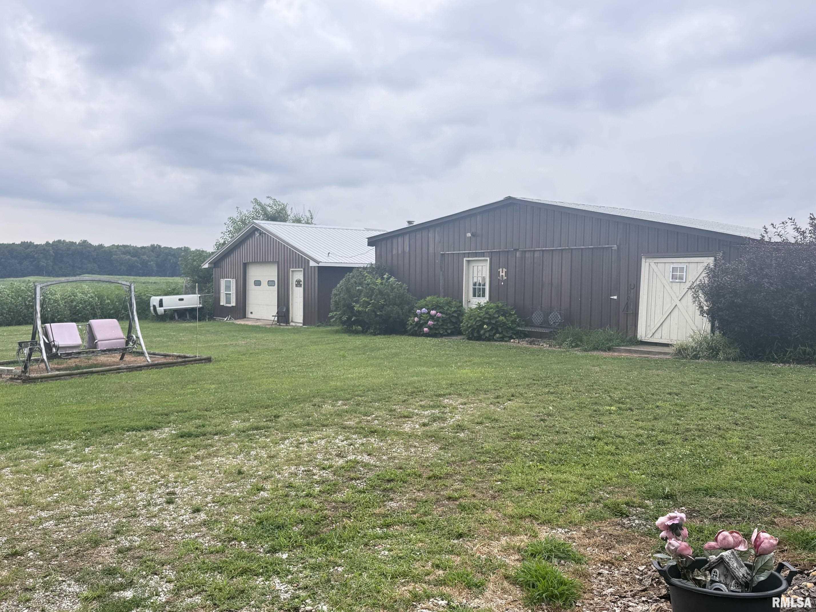 19639 Bennett Road Pekin, IL 61554 - Photo 6 of 6 Gallery Image 6