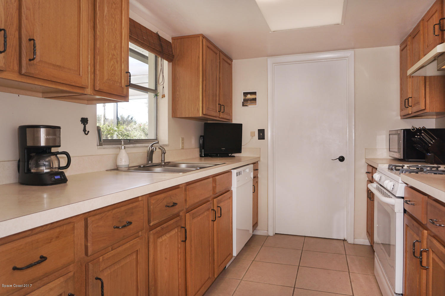 897 Levitt Parkway Rockledge, FL 32955 - Photo 8 of 34 Kitchen